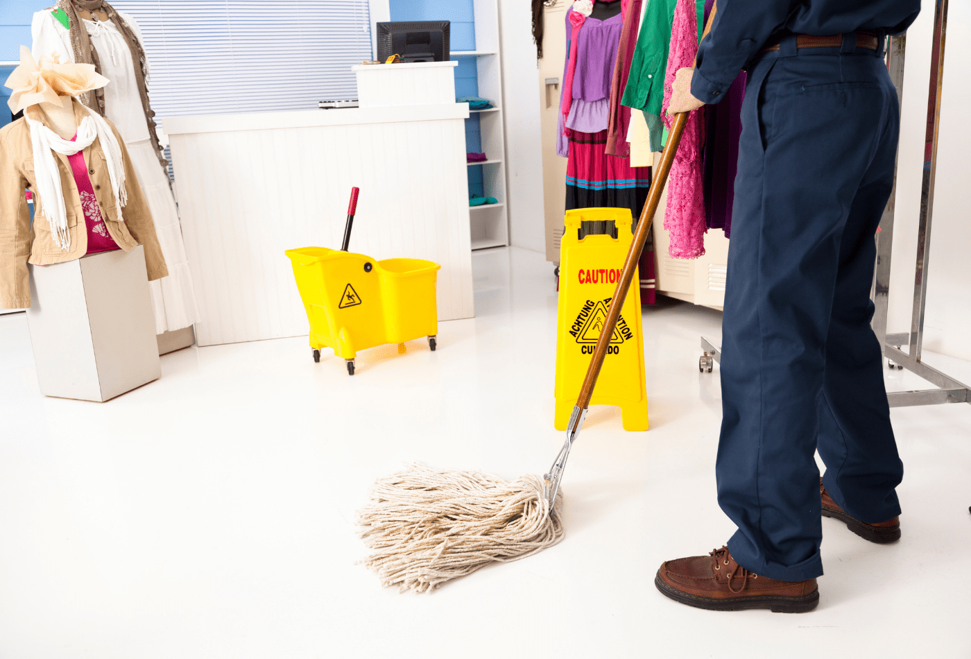 retail shops commercial cleaning